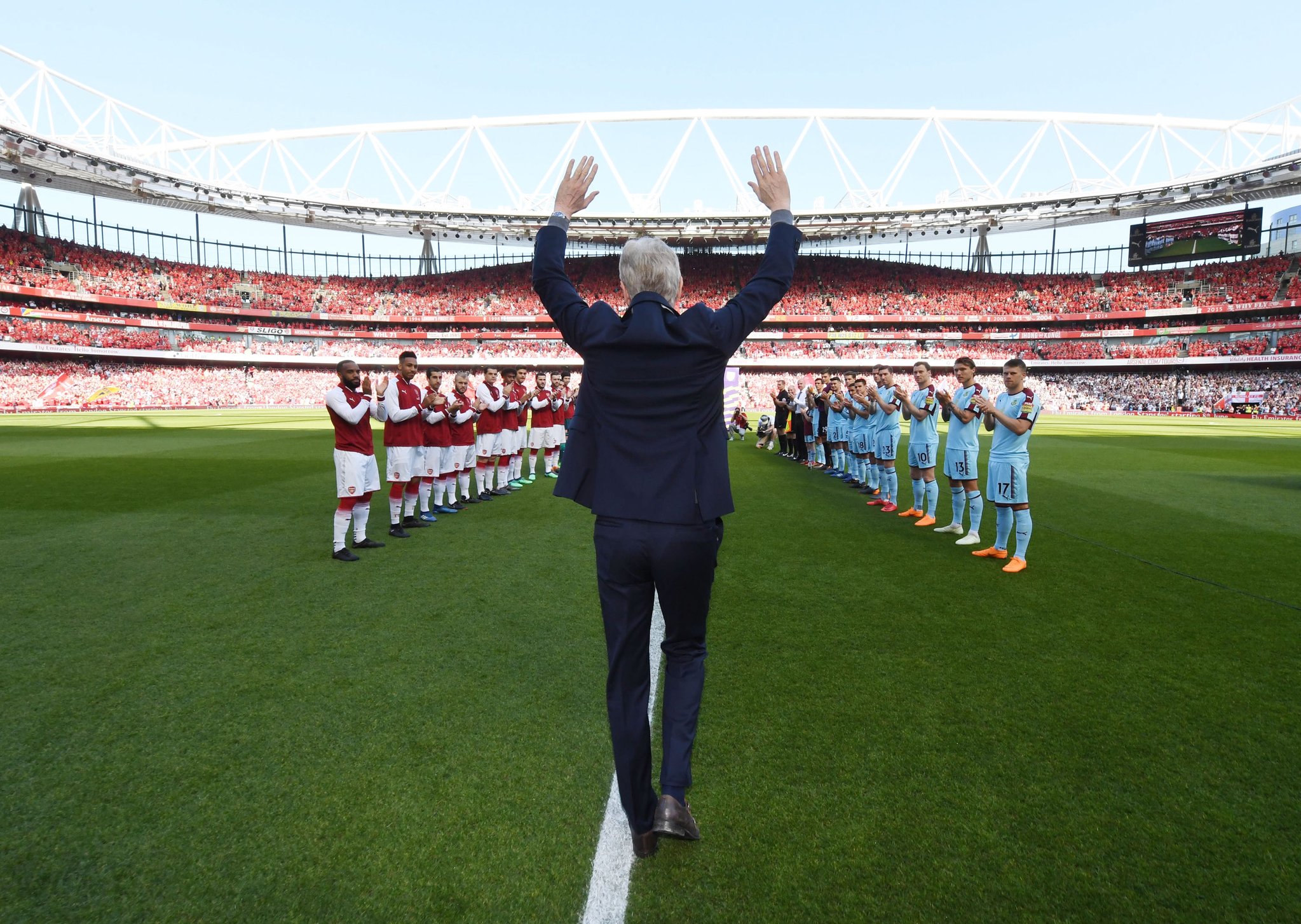Arsenal fait le spectacle pour la dernière de Wenger à l’Emirates