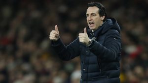Arsenal's Spanish head coach Unai Emery gestures on the touchline during the English Premier League football match between Arsenal and Cheslea at the Emirates Stadium in London on January 19, 2019. (Photo by Ian KINGTON / IKIMAGES / AFP) / RESTRICTED TO EDITORIAL USE. No use with unauthorized audio, video, data, fixture lists, club/league logos or 'live' services. Online in-match use limited to 45 images, no video emulation. No use in betting, games or single club/league/player publications. (Photo credit should read IAN KINGTON/AFP/Getty Images)