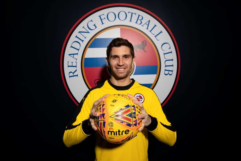 Emiliano Martinez en prêt à Reading