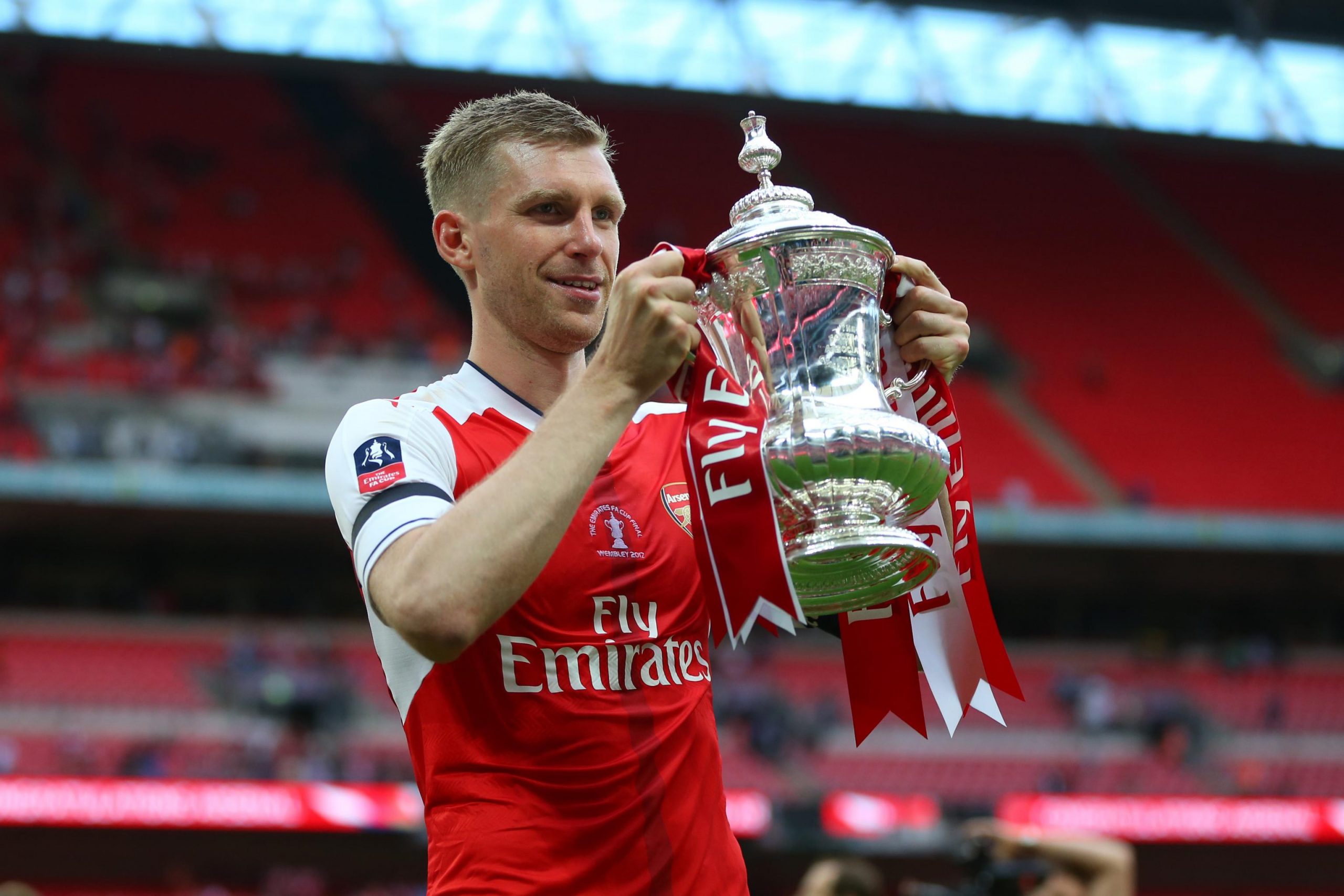 Per Mertesacker : Big F***ing Leader
