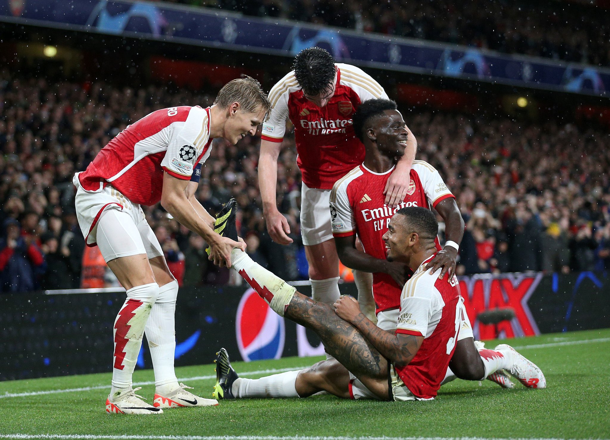 Arsenal 4-0 PSV : les notes d’une victoire rugissante